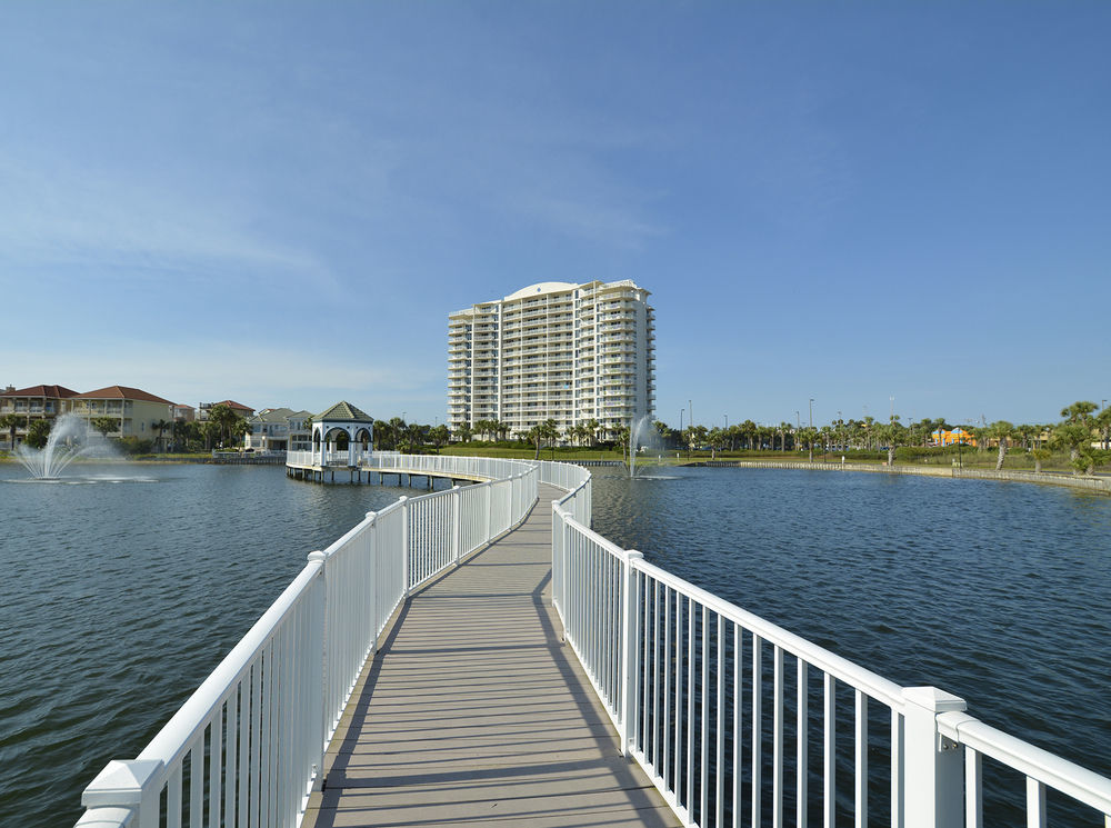 فندق دستينفي  The Terrace At Pelican Beach المظهر الخارجي الصورة